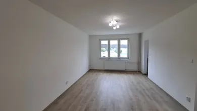 Kiadó lakások, 1-szobás, Žilina · €470