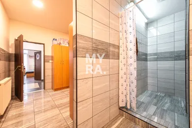 Na predaj komerčné, 244 m², Prešov, Strojnícka