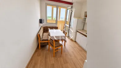 Na predaj 3-izbový byt, 69 m², Bratislava-Devínska Nová Ves, -