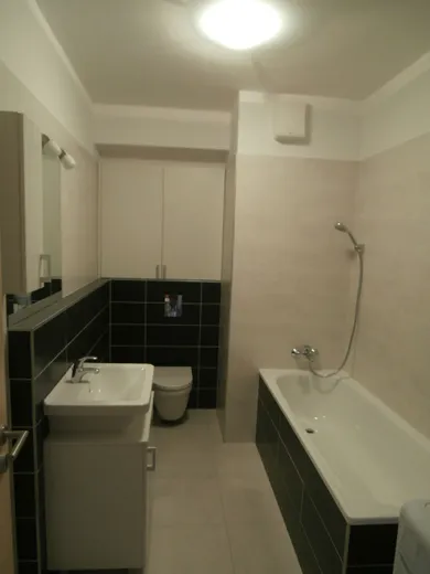Na prenájom 2-izbový byt, 51 m², Bratislava-Ružinov, Jégého