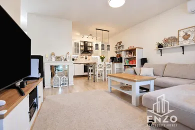 Na predaj 2-izbový byt, 60 m², Bratislava-Devínska Nová Ves