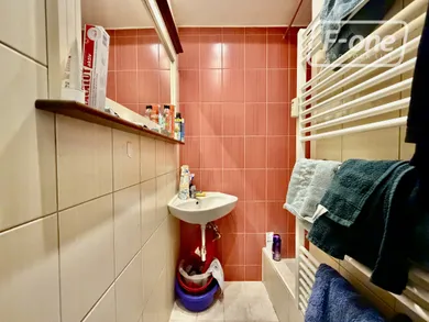 Na predaj 1-izbový byt, 43 m², Bratislava-Vrakuňa