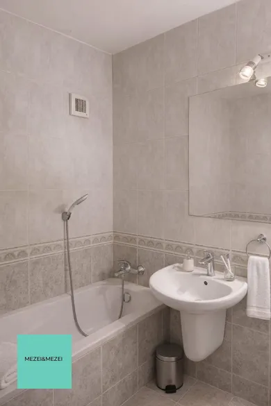 Квартиры на продажу, 4-комнатные, Trnava · €295 000