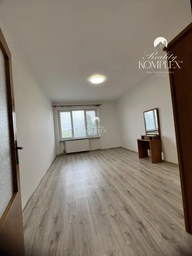 Na prenájom 3-izbový dom, 120 m², Komárno, B. Nemcovej