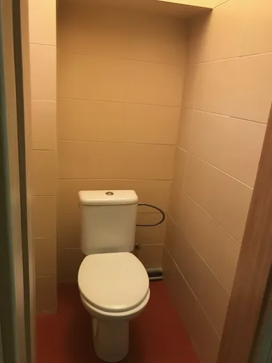 Na prenájom komerčné, 103 m², Pezinok, Moyzesova