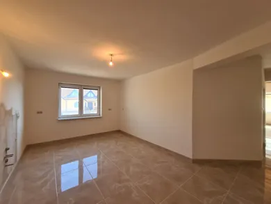 Na predaj dom, 343 m², Svätý Peter, Hlavná