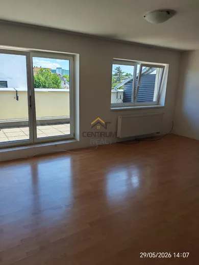 Квартири в оренду, 1-кімнатні, Poprad · €450