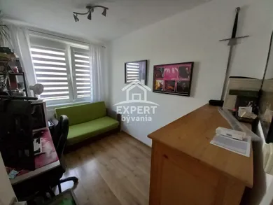 Na predaj 4-izbový byt, 76 m², Michalovce, KYJEVSKA