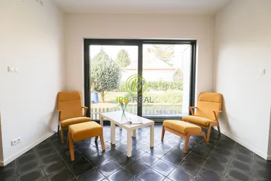 Na predaj dom, 214 m², Bratislava-Rača, Oblačná