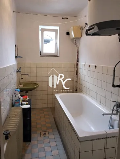 Na predaj 5-izbový dom, 198 m², Vrútky, Francúzskych partizánov