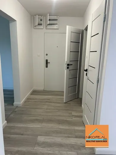 Na predaj 2-izbový byt, 60 m², Bratislava-Petržalka, Pankúchova