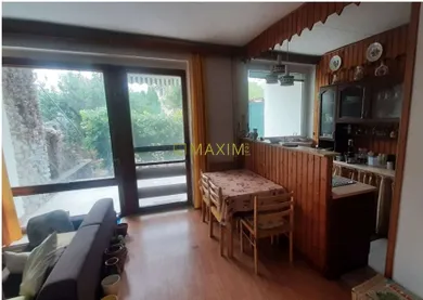 Na predaj dom, 215 m², Bratislava-Lamač, Cesta na Klanec