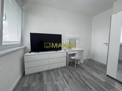 Na predaj 2-izbový byt, 36 m², Bratislava-Ružinov, Vlčie hrdlo