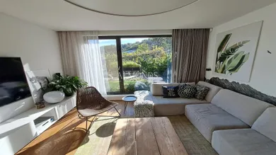 Domy na predaj 4-izbový, Bratislava-Nové Mesto · €929 990