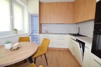 Na prenájom 2-izbový byt, 72 m², Poprad, Allendeho