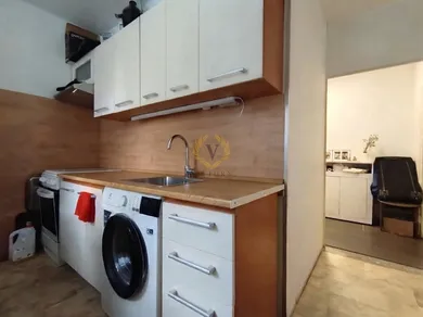 Na predaj 3-izbový byt, 62 m², Lučenec, Námestie republiky