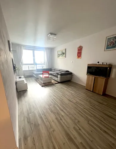 Mieszkania na wynajem, 3-pokojowe, Bratislava-Nové Mesto · €1200