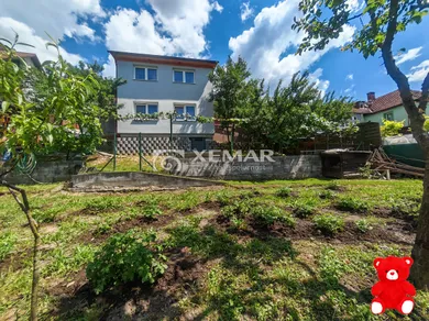 Domy na sprzedaż, Banská Bystrica · €154 000