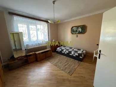 Na predaj dom v Bratislava-Záhorská Bystrica · €390 000 · Pôvodný stav