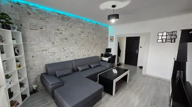 Na predaj 3-izbový byt, 69 m², Levice, Ul. M. R. Štefánika