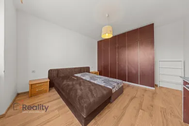 Na predaj 2-izbový byt, 59 m², Komárno