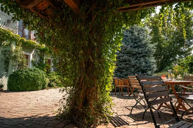 Na predaj objekt, Moravany nad Váhom, Krížna