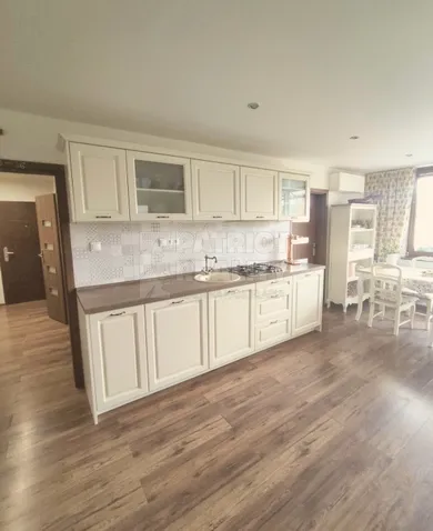 Na predaj 3-izbový byt, 74 m², Levice, Kpt. J. Nálepku