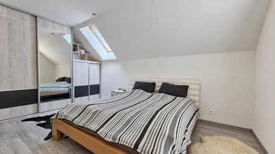 Na prenájom 5-izbový dom, 140 m², Bratislava-Vrakuňa, Tymiánová