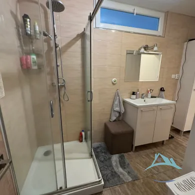 Na predaj 2-izbový byt, 63 m², Šahy, Gr. I. Széchenyiho