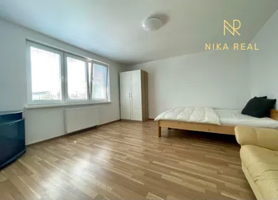 Na prenájom 1-izbový byt, 35 m², Bratislava-Podunajské Biskupice