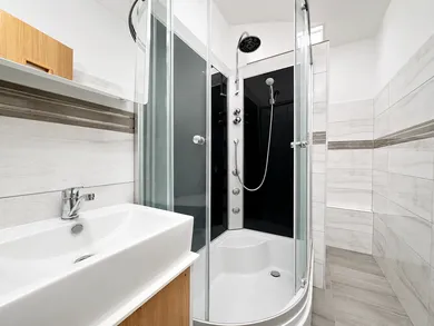 Na prenájom 1-izbový byt, 40 m², Prievidza, Veľkonecpalská