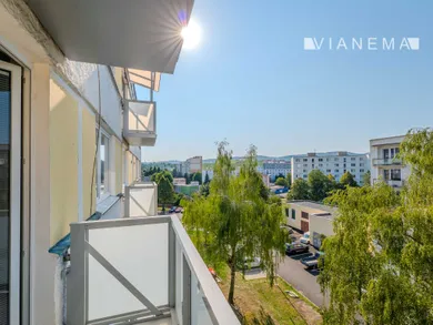 Mieszkania na sprzedaż, 2-pokojowe, Považská Bystrica · €127 990