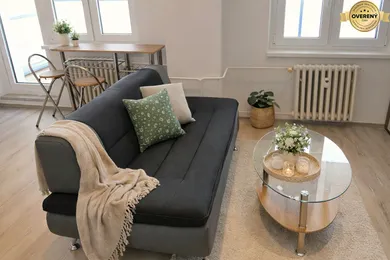 Na prenájom 1-izbový byt, 26 m², Bratislava-Dúbravka, Janka Alexyho