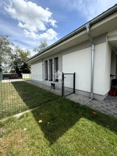 Na predaj 3-izbový dom, 67 m², Dunajská Streda, Etreho Kračany
