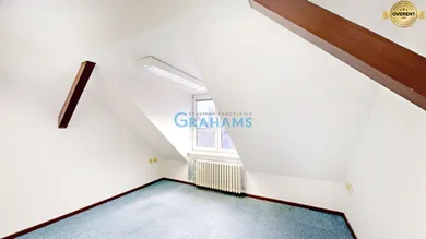 Na prenájom komerčné, 19 m², Bratislava-Staré Mesto, Grösslingova