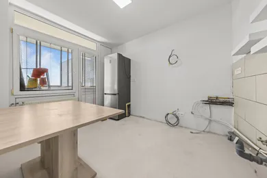 Na predaj 3-izbový byt, 70 m², Bratislava-Petržalka, Ľubovnianska