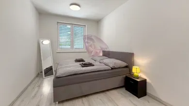 Na predaj 4-izbový byt, 86 m², Senec, Hviezdoslavova
