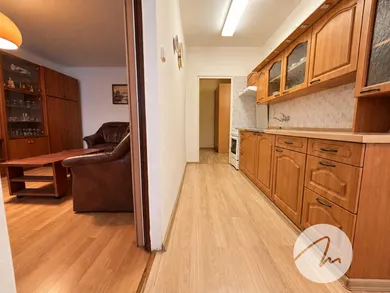 Na predaj 3-izbový byt, 67 m², Bratislava-Petržalka, Vranovska