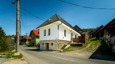 Na predaj dom, 118 m², Pribiš