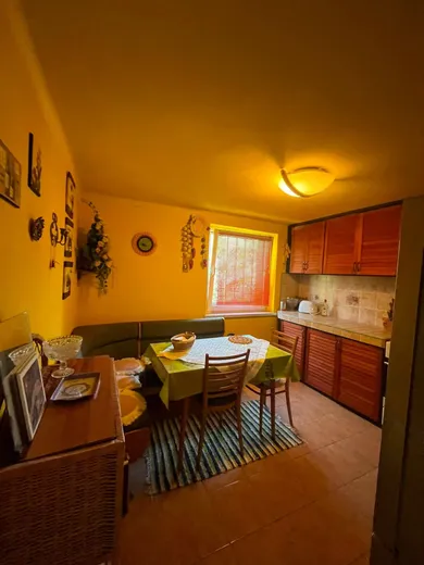 Na predaj rekreačný dom, 120 m², Nána
