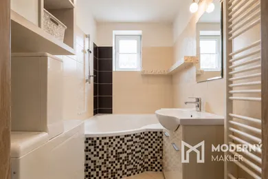 Na predaj dom, 223 m², Kysucký Lieskovec