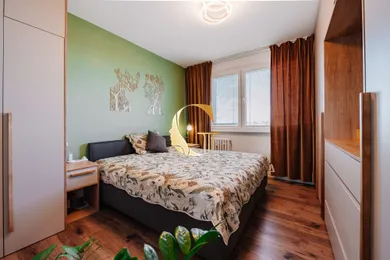Na predaj 4-izbový byt, 78 m², Bratislava-Podunajské Biskupice