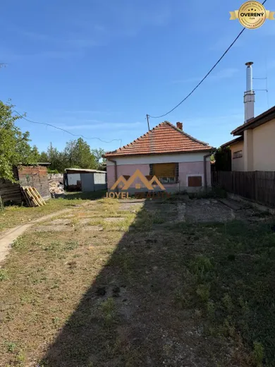 Na predaj 4-izbový dom, 315 m², Kajal, Hlavná