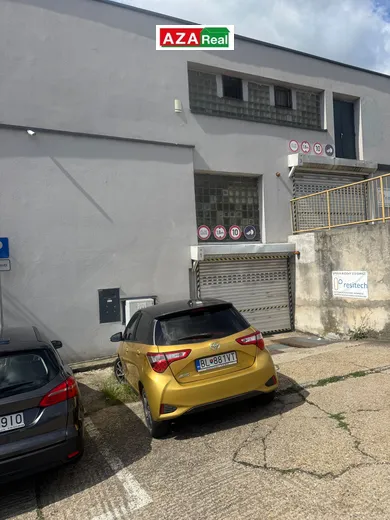 Obiekty na sprzedaż, Bratislava-Nové Mesto · €27 500