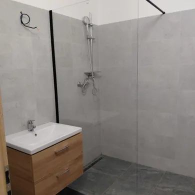 Na predaj 3-izbový byt, 77 m², Senec, inovecká