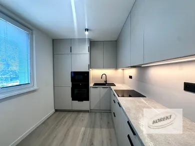 Na predaj 2-izbový byt, 61 m², Nové Zámky