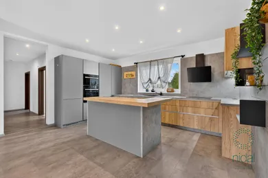 Na predaj 4-izbový dom, 72 m², Zohor