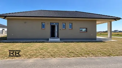 Na predaj 4-izbový dom, 99 m², Topoľnica