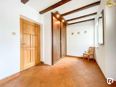 Na predaj 7-izbový dom, 380 m², Bojnice, Školská