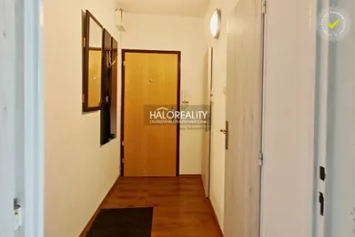 Na predaj 1-izbový byt, 31 m², Bratislava-Dúbravka, Landauova